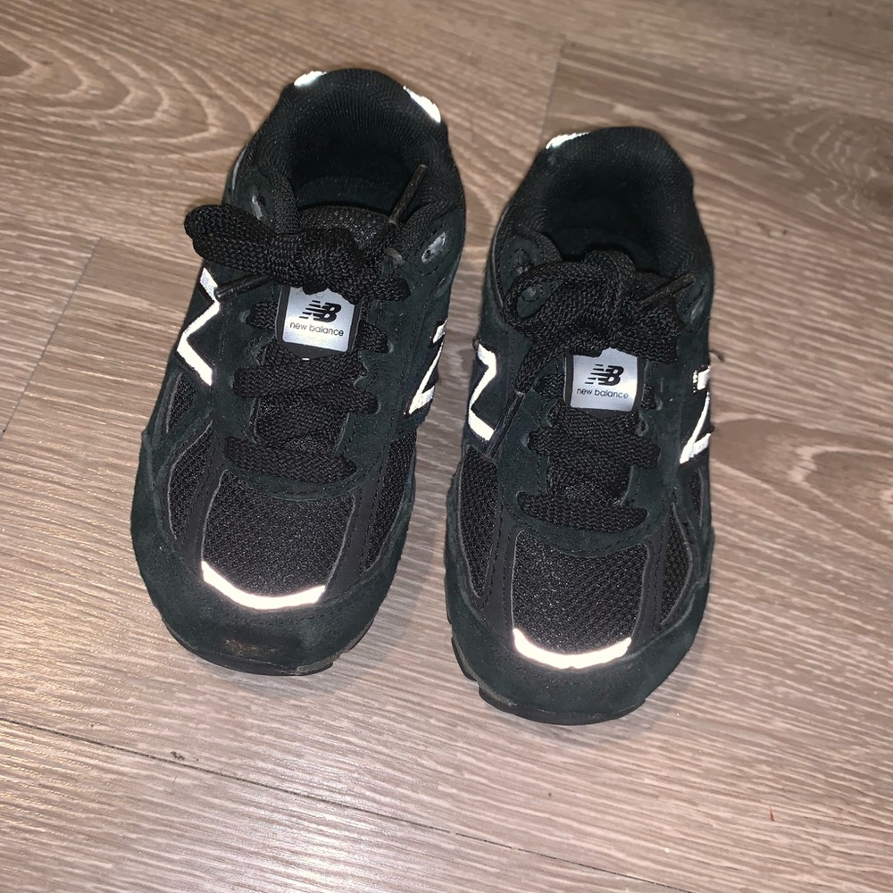 Green New Balance 990